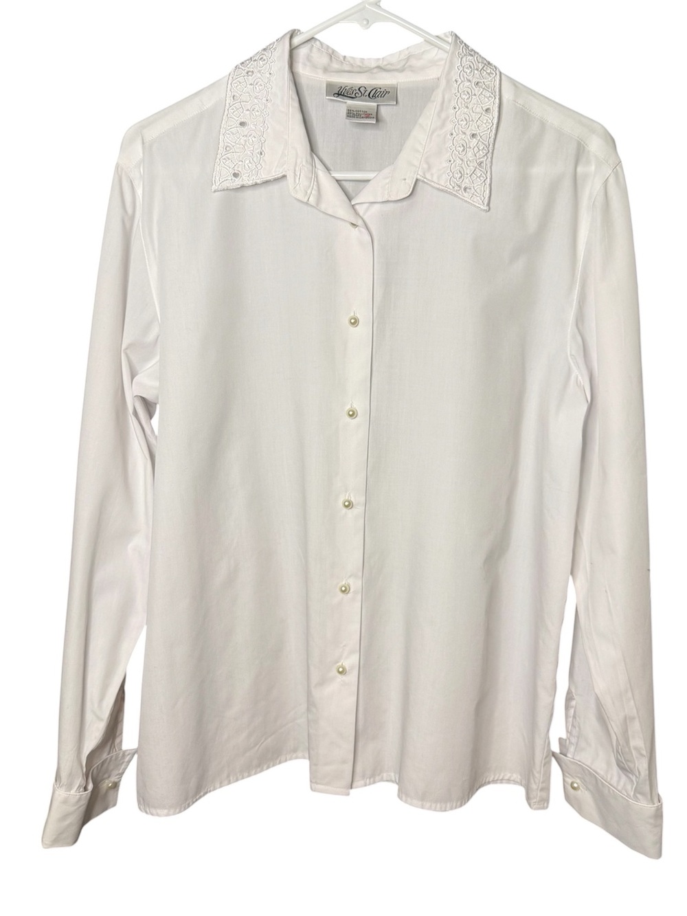 Yves St. Clair Vintage White Embroidered Collar Button-Up Blouse